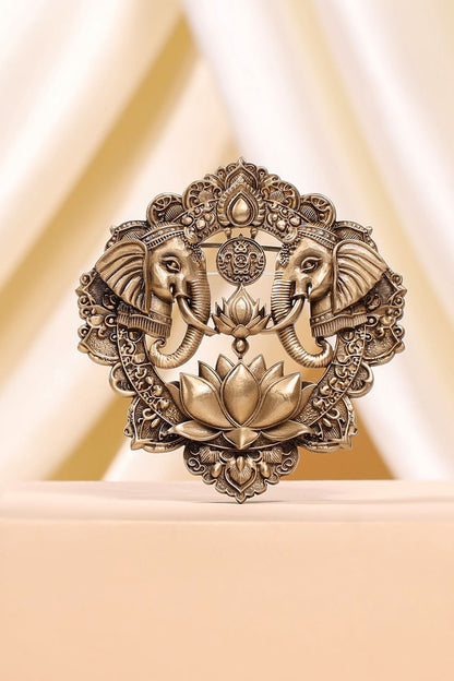 Antique Gold Royal Wild Brooch
