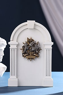 Two-Tone Finish Victory Brooch