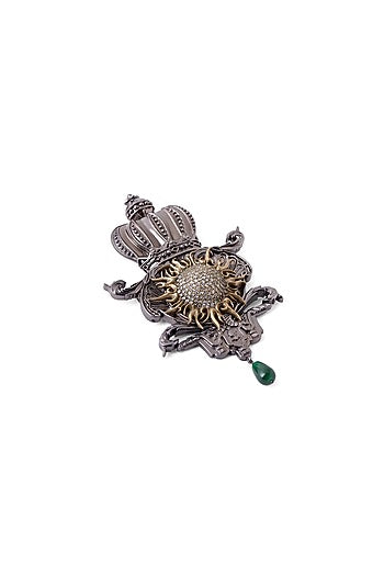 Two-Toned Finish Shining Glory Brooch