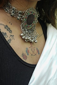 Two-Tone Finish Glass Beads Kuchi Choker Necklace