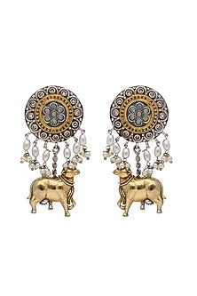 Two-Tone Finish Taurus Tassel Necklace Set