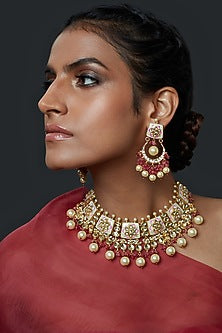 Gold Finish Handcrafted Pearl Necklace Set