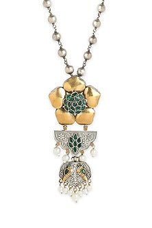 Two Tone Finish Green Semi-Precious Stone & Pearl Pendant Necklace