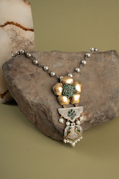 Two Tone Finish Green Semi-Precious Stone & Pearl Pendant Necklace