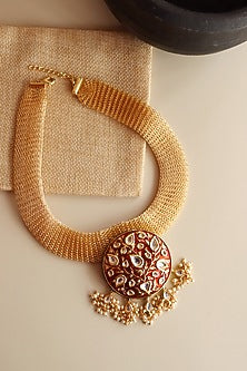 Gold Finish Handcrafted Mesh Necklace With Kundan Polki