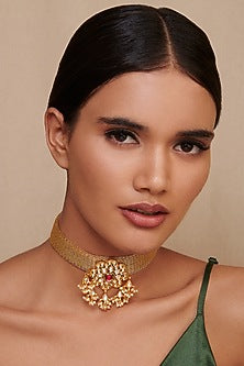 Gold Finish Handcrafted Mesh Necklace