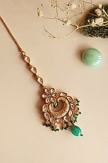 Gold Finish Handcrafted Maang Tikka With Green Stone Drop
