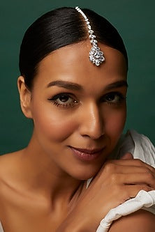 White Finish Swarovski Zirconia Maangtikka In Sterling Silver