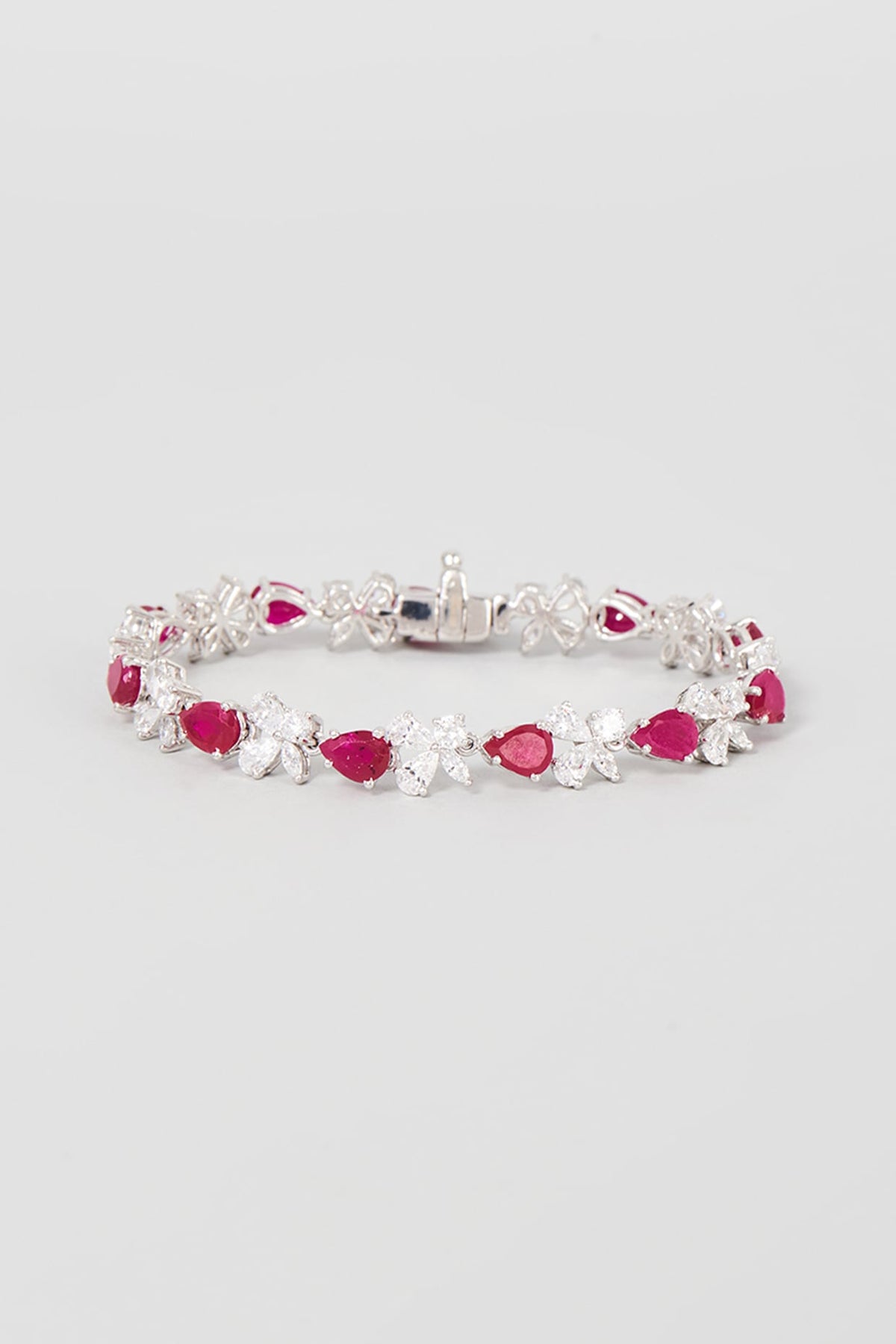 White Finish White & Red Swarovski Zirconia Bracelet In Sterling Silver