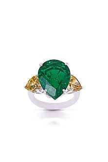 White Rhodium Finish Emerald Green Swarovski Zirconia Ring In Sterling Silver