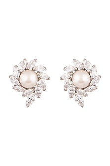 White Finish Pearl Earclip Earrings
