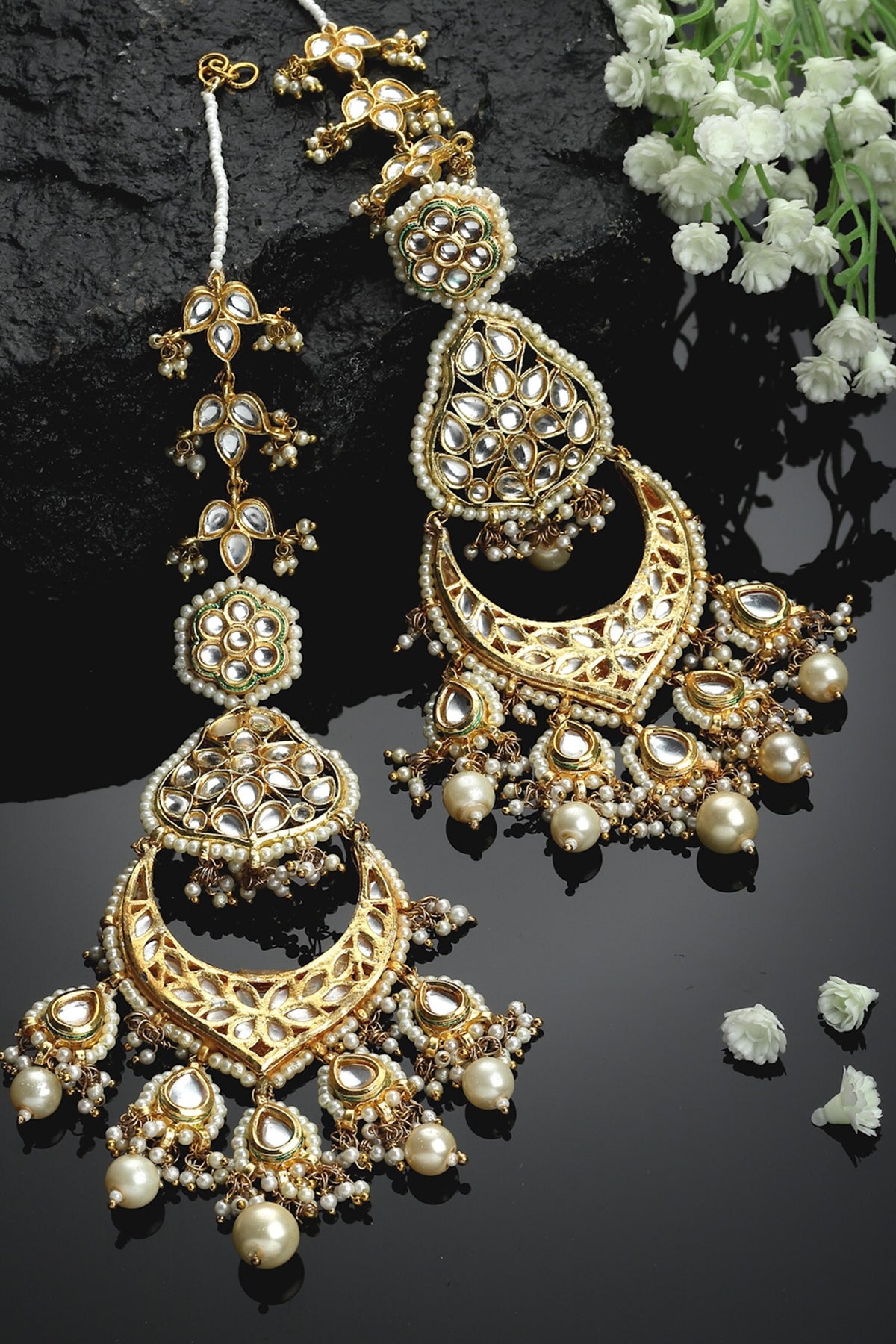 Kundan Embellished Dangler Earrings 