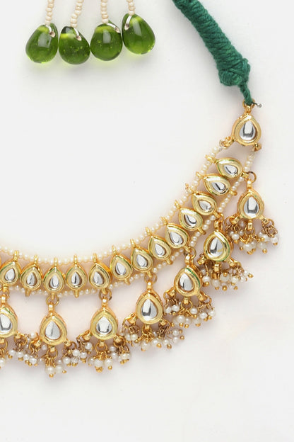 Kundan Embellished Choker 