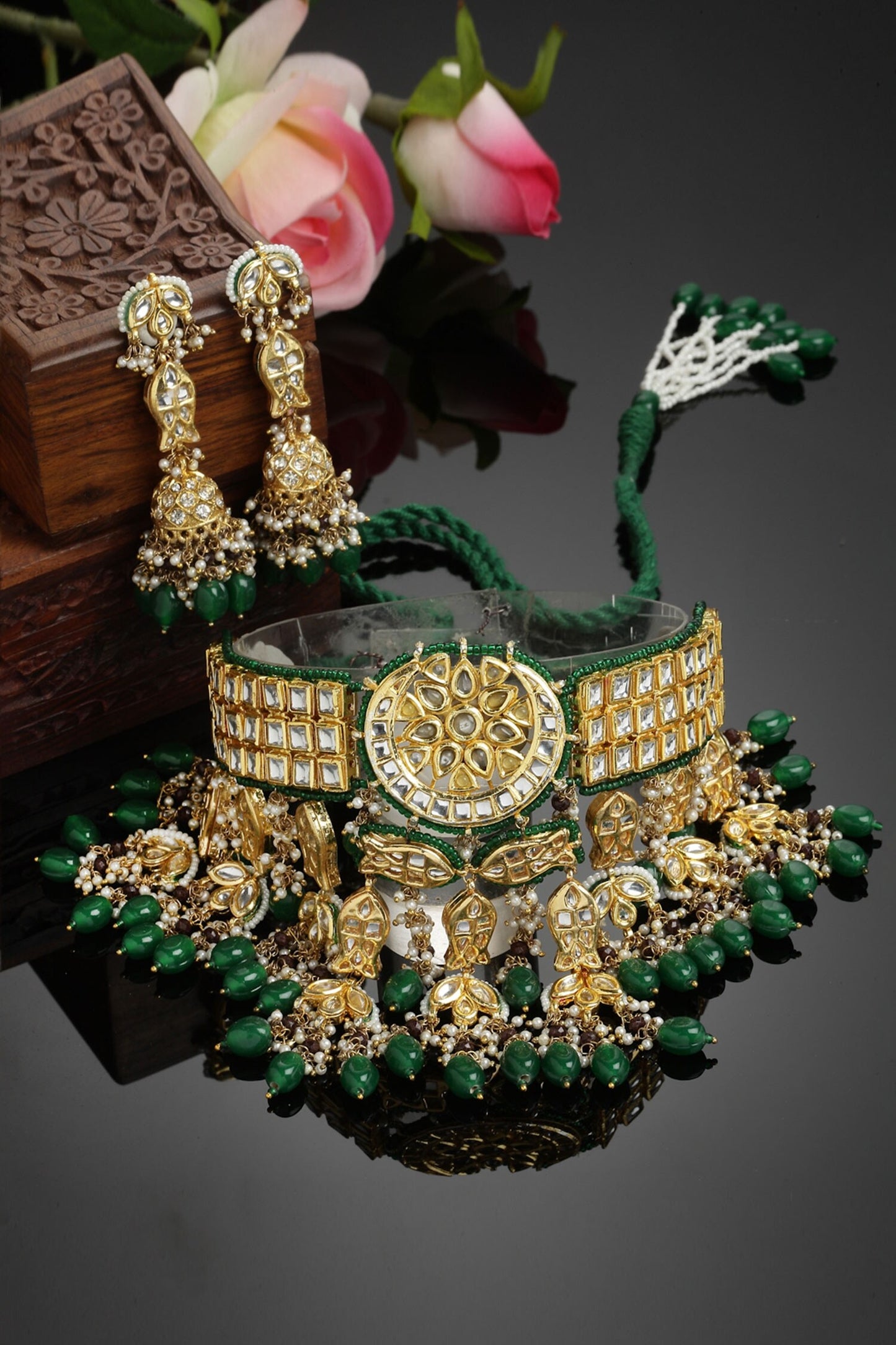 Kundan Embellished Choker Set 