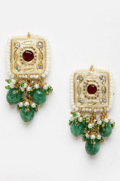 Geometric Shaped Pendant Necklace Set 