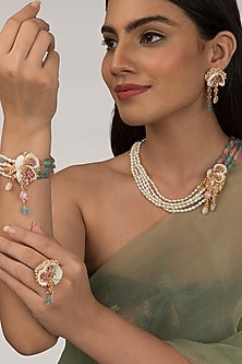 Multi Colored Pearl & Shell Stone Necklace Set