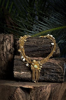 Beige Shell Necklace Set