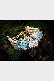 Gold Finish Turquoise Beaded Bracelet