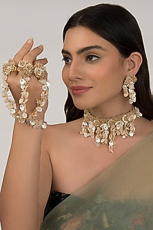 White Beaded Choker Necklace Set
