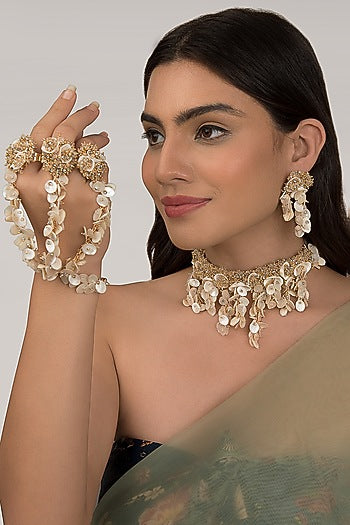 White Beaded Choker Necklace Set