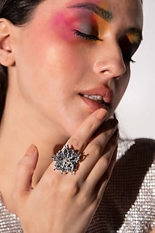 White Finish Grey Beaded Ring