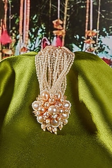 Gold Finish Pearls Maang Tikka
