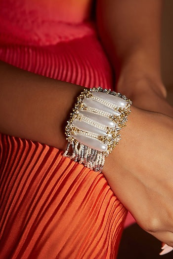 Gold Finish Shell Pearl Bracelet