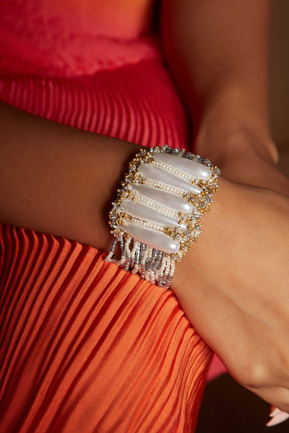 Gold Finish Shell Pearl Bracelet