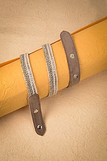 Silver Finish Handcrafted Belt With Shell Pearls