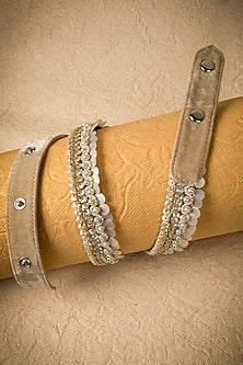 White Finish Belt With Shell Pearls