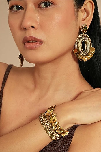 Gold Glass Beaded Bracelet