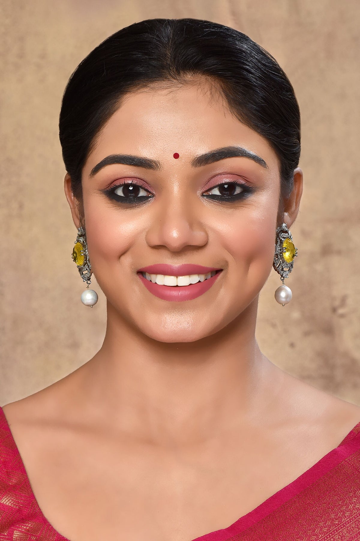Cutwork Embellished Stud Earrings 