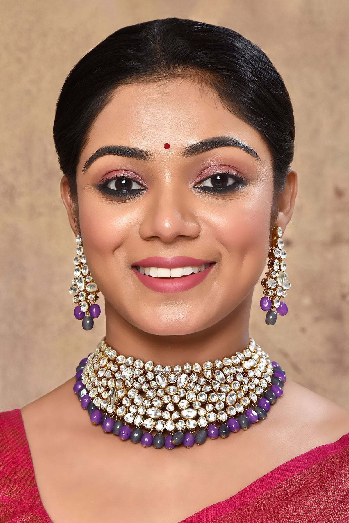 Kundan Embellished Choker Set 