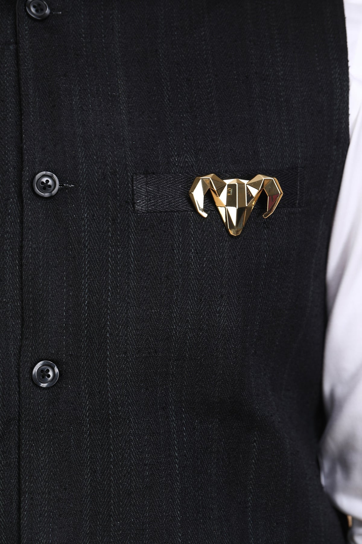 Gold Toned Alloy Brooch