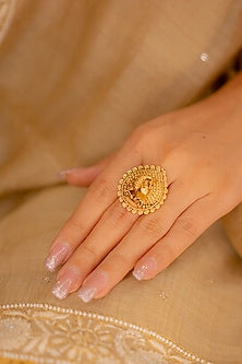 Gold Finish Kundan Polki & Leaf Motif Temple Ring