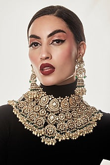 Gold Finish Paachi Kundan Polki Choker Necklace Set