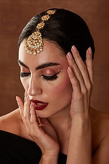Gold Finish Kundan Polki & Pearl Maang Tikka
