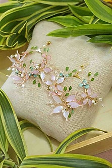 Gold Finish Off-White Gemstone & Resin Floral Earrings
