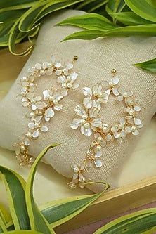 Gold Finish Off-White Gemstone & Resin Floral Earrings