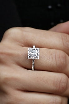 18kt White Gold Lab Grown Diamond Ring