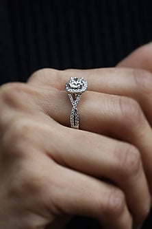18kt White Gold Lab Grown Diamond Ring