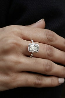 18kt White Gold Lab Grown Diamond Ring