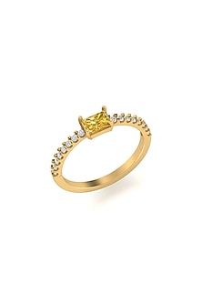14Kt Yellow Gold Ring With KIne Lab Grown Diamonds