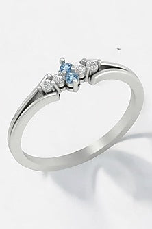 14Kt White Gold Ring With Kin Lab Grown Diamonds