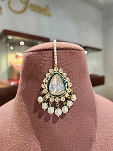Yellow Gold Rhodium Finish Pearl & Kundan Polki Green Meenakari Maangtikka In Sterling Silver