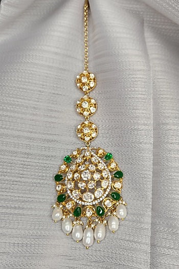 Yellow Gold Rhodium Finish Green Kundan Polki Maangtikka & Earrings Set In Sterling Silver