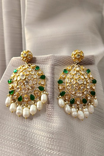 Yellow Gold Rhodium Finish Green Kundan Polki Maangtikka & Earrings Set In Sterling Silver