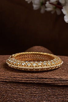 Gold Finish Kundan Polki Bangle In Sterling Silver