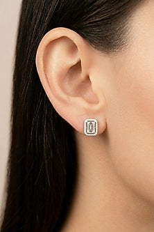 18kt Gold Finish Diamond Square-Shaped Stud Earrings