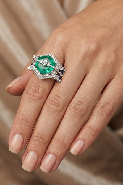 14kt White Finish Emerald Green Stone & Diamond Ring